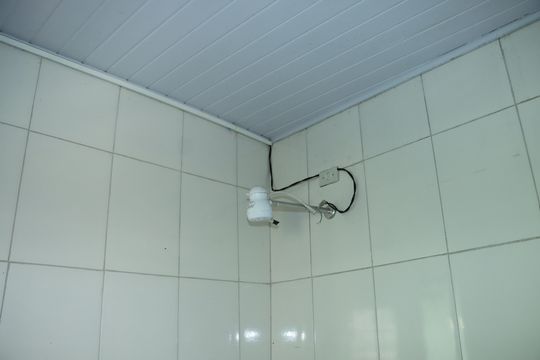 Casa para alugar com 3 quartos, 277m² em Jardim Arabutan, Embu das Artes