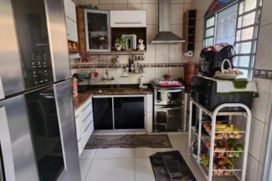Cozinha de casa à venda com 2 quartos, 225m² em Arvoredo, Contagem