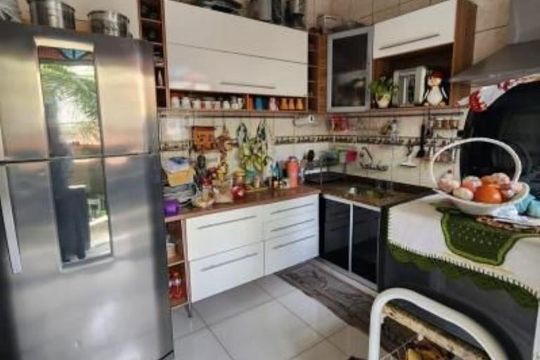 Cozinha de casa à venda com 2 quartos, 225m² em Arvoredo, Contagem