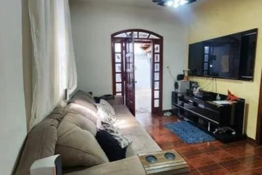 Sala de casa à venda com 2 quartos, 225m² em Arvoredo, Contagem