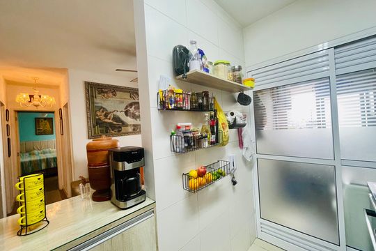 Cozinha de apartamento à venda com 2 quartos, 65m² em Gopouva, Guarulhos