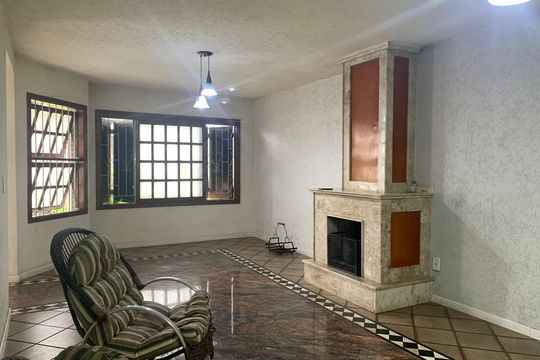Casa à venda com 5 quartos, 350m² em Rondônia, Novo Hamburgo