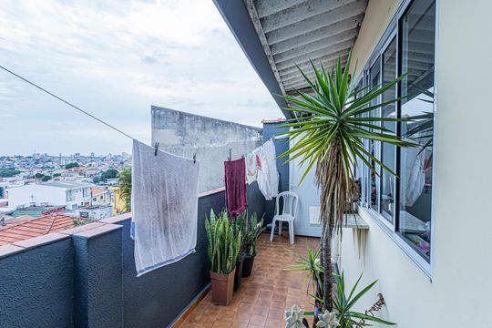 Vista Quarto 3 de casa à venda com 3 quartos, 100m² em Vila Pereira Barreto, São Paulo