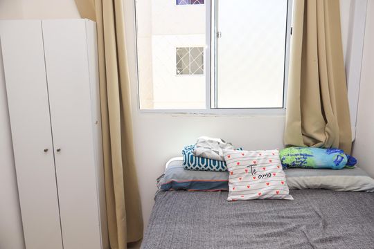 Quarto 2 de apartamento para alugar com 2 quartos, 54m² em Piatã, Salvador