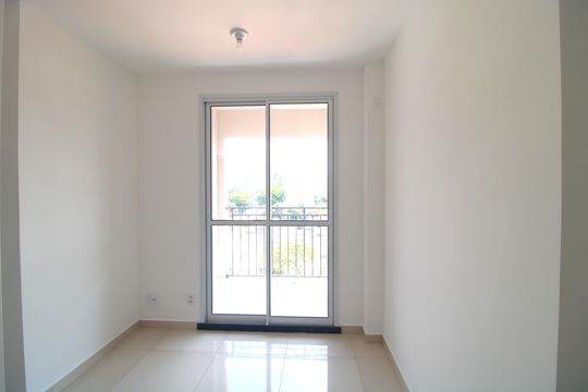 Apartamento à venda com 3 quartos, 56m² em Jardim Santo Antoninho, São Paulo