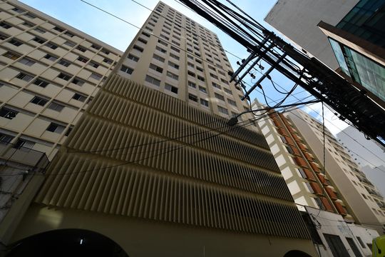 Fachada do Prédio de apartamento para alugar com 1 quarto, 32m² em Centro, Campinas