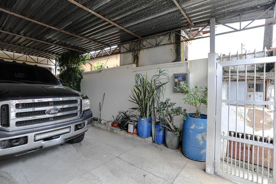 Garagem de casa para alugar com 3 quartos, 100m² em Braz Cubas, Mogi das Cruzes