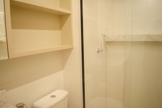 Banheiro Social de kitnet/studio à venda com 1 quarto, 50m² em Setor Marista, Goiânia
