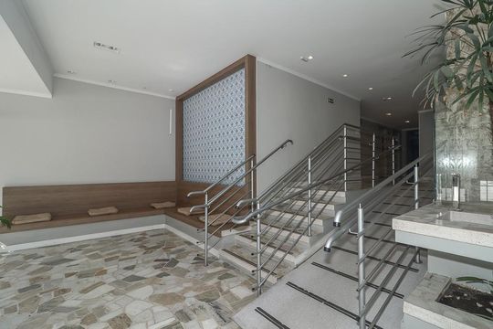 Hall de entrada de apartamento à venda com 2 quartos, 95m² em Centro Histórico, Porto Alegre