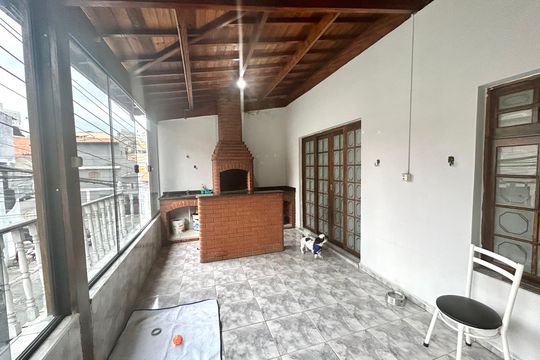 Varanda gourmet de casa à venda com 3 quartos, 200m² em Jardim America, Guarulhos