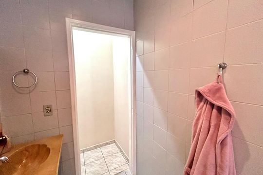 Banheiro da Suíte de casa à venda com 3 quartos, 200m² em Jardim America, Guarulhos