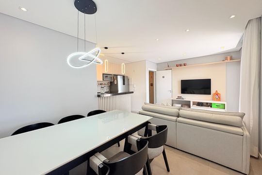 Sala de apartamento à venda com 3 quartos, 72m² em Cidade Luíza, Jundiaí