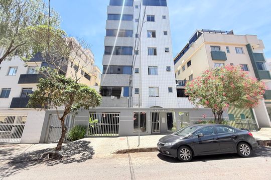 Fachada de apartamento à venda com 2 quartos, 78m² em Castelo, Belo Horizonte