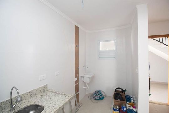 Cozinha e Área de Serviço de apartamento à venda com 1 quarto, 28m² em Vila Mazzei, São Paulo