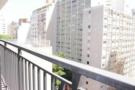 sacada  de kitnet/studio à venda com 1 quarto, 50m² em Santa Cecilia, São Paulo