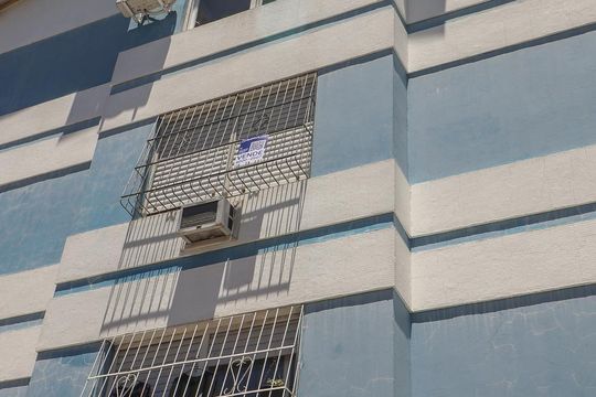 Fachada de apartamento à venda com 3 quartos, 74m² em Jardim Dona Leopoldina, Porto Alegre