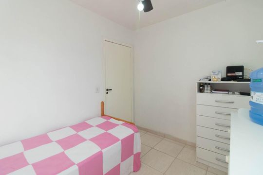 Quarto 2 de casa de condomínio à venda com 3 quartos, 194m² em Espírito Santo, Porto Alegre