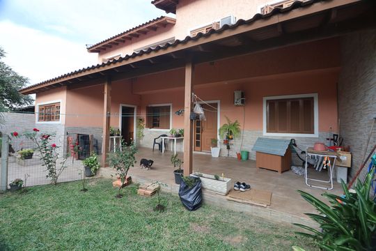 Área comum de casa à venda com 3 quartos, 240m² em Estância Velha, Canoas