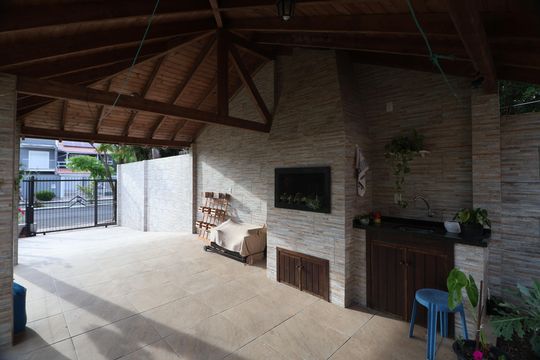 Área comum - Churrasqueira de casa à venda com 3 quartos, 240m² em Estância Velha, Canoas