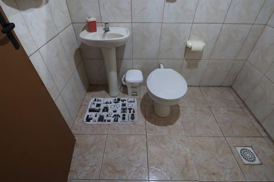 Banheiro 2 de casa à venda com 3 quartos, 240m² em Estância Velha, Canoas
