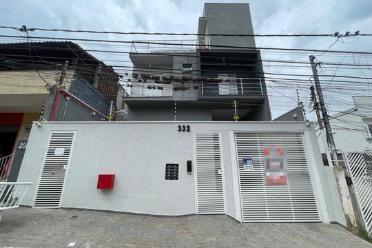Fachada + Placa de casa de condomínio à venda com 2 quartos, 87m² em Itaquera, São Paulo