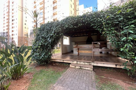 Área comum de apartamento para alugar com 3 quartos, 68m² em Jardim Tupanci, Barueri