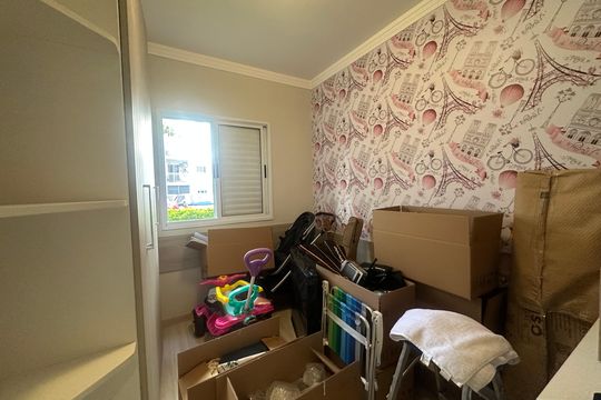 Quarto 2 de apartamento para alugar com 3 quartos, 68m² em Jardim Tupanci, Barueri