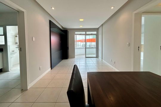 Sala de apartamento para alugar com 2 quartos, 82m² em Saco Grande, Florianópolis