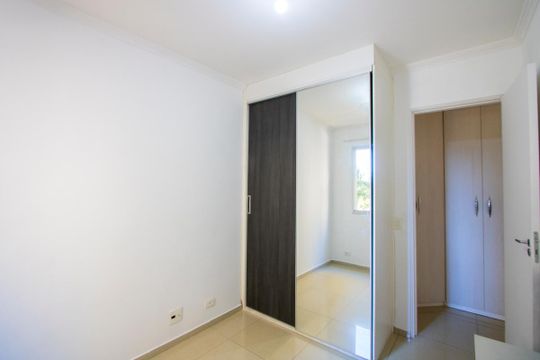 Quarto 2 de apartamento à venda com 2 quartos, 50m² em Vila Homero Thon, Santo André