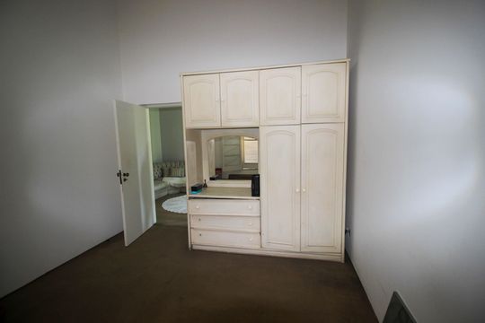 Quarto 1 de casa para alugar com 3 quartos, 360m² em Jardim Santa Rosália, Sorocaba