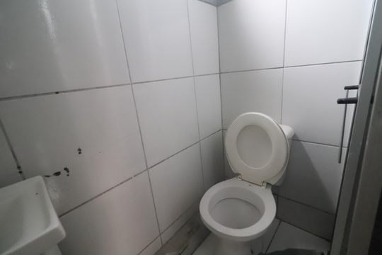 Banheiro de apartamento para alugar com 2 quartos, 57m² em Santo Afonso, Novo Hamburgo