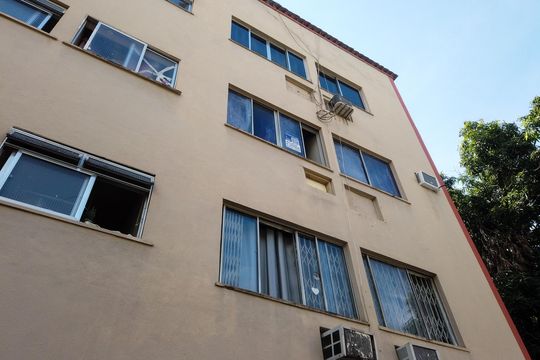 Plaquinha de apartamento à venda com 1 quarto, 45m² em Jacarepaguá, Rio de Janeiro