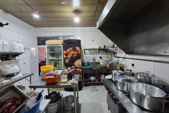 Cozinha de casa à venda com 2 quartos, 260m² em Vila Endres, Guarulhos