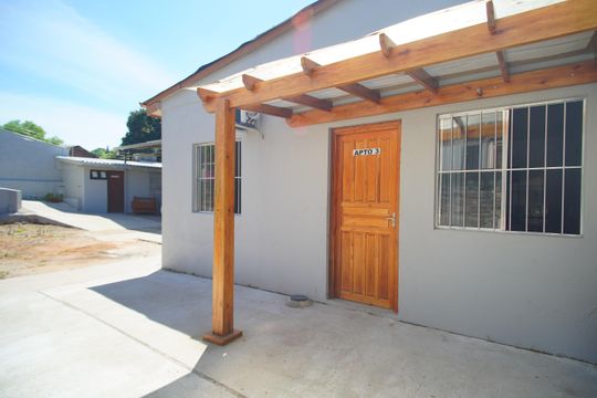 Fachada de apartamento para alugar com 1 quarto, 60m² em Boa Saúde, Novo Hamburgo