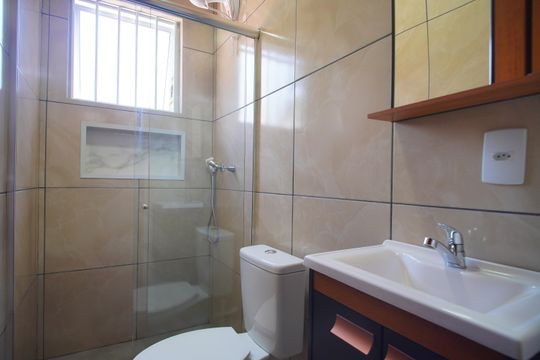 Banheiro de apartamento para alugar com 1 quarto, 60m² em Boa Saúde, Novo Hamburgo