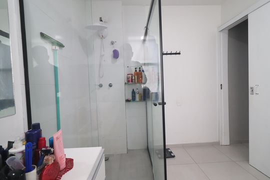 Banheiro de apartamento à venda com 1 quarto, 45m² em Canudos, Novo Hamburgo