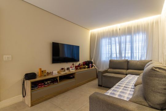 Sala de casa à venda com 3 quartos, 170m² em Vila Sao Francisco (zona Sul), São Paulo