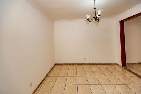 Casa à venda com 5 quartos, 276m² em Santa Monica, Belo Horizonte