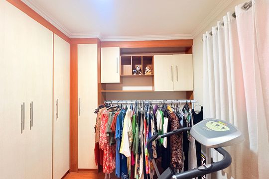 Quarto 2 de casa de condomínio à venda com 5 quartos, 500m² em Jardim Tarumã, Jundiaí