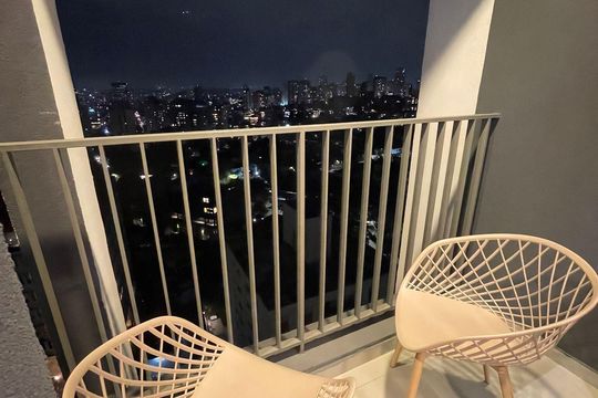 Varanda de kitnet/studio à venda com 1 quarto, 27m² em Cerqueira César, São Paulo