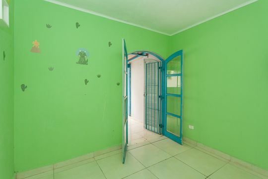 Quarto 2 de casa à venda com 2 quartos, 120m² em Vila Baby, São Paulo