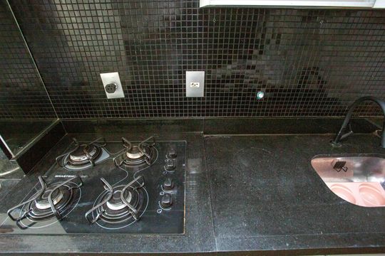 Cozinha de apartamento à venda com 2 quartos, 44m² em Canhema, Diadema