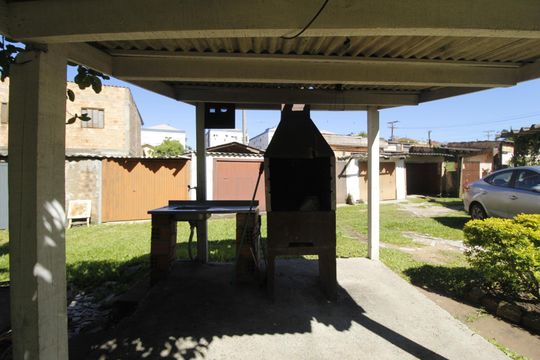 Área comum - Churrasqueira de apartamento para alugar com 2 quartos, 45m² em Rubem Berta, Porto Alegre