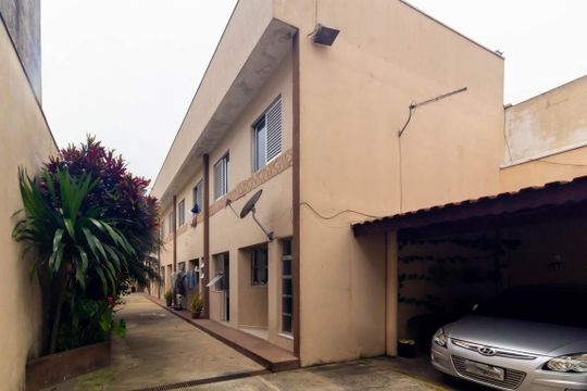 Condomínio de casa para alugar com 2 quartos, 63m² em Jardim Iva, São Paulo