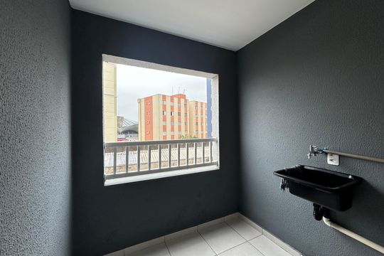 Varanda/ Área de serviço de apartamento para alugar com 2 quartos, 34m² em Vila Pereira Barreto, São Paulo