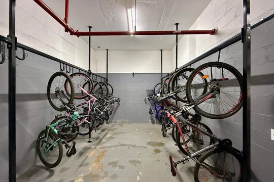 Bicicletário  de apartamento para alugar com 2 quartos, 37m² em Santo Amaro, São Paulo