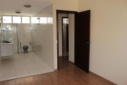 suite  de apartamento para alugar com 2 quartos, 143m² em Vila Buarque, São Paulo