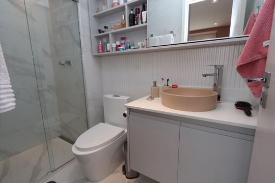 Banheiro da Suíte de apartamento à venda com 2 quartos, 64m² em Jardim Independência (são Paulo), São Paulo