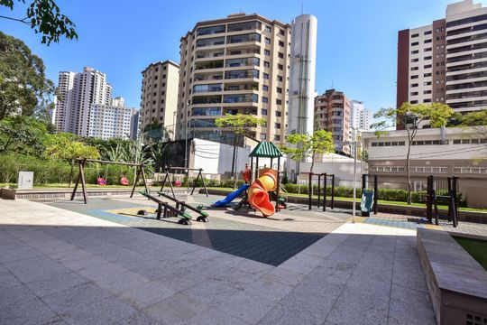 Playground 1 de apartamento à venda com 3 quartos, 141m² em Jardim Monte Kemel, São Paulo