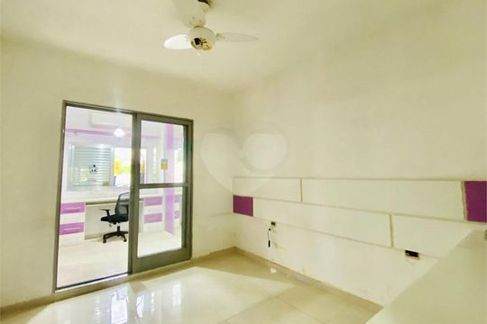 Casa à venda com 4 quartos, 320m² em Vila Gilda, Santo André